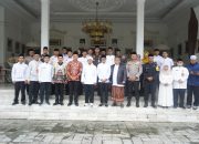 Ribuan Jamaah Padati Masjid Agung Cianjur, Pemkab Gelar Peringatan Isra Mi’raj 1447 H Bersama Aa Gym