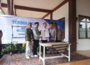 Pemkab Cianjur Serahkan Sertifikat Tanah Kas Desa Cimacan, Dorong Pembangunan Fasilitas Publik
