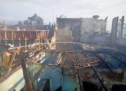 Kebakaran Kampung Pasekon Cipanas Cianjur: 12 Rumah Hangus, 21 KK Terdampak, Dua Warga Luka Bakar