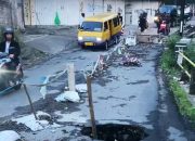 Lubang di Jembatan Jeprah Cipanas Menganga, Pemkab Cianjur dan PUPR Diminta Jangan Tutup Mata Sebelum Jembatan Ambruk