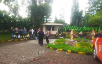 Banner Penolakan Dapur SPPG di Villa Ceri 1 Cipanas Dicopot Paksa Oleh Orang Tak Dikenal, Paguyuban Warga Lapor Polisi