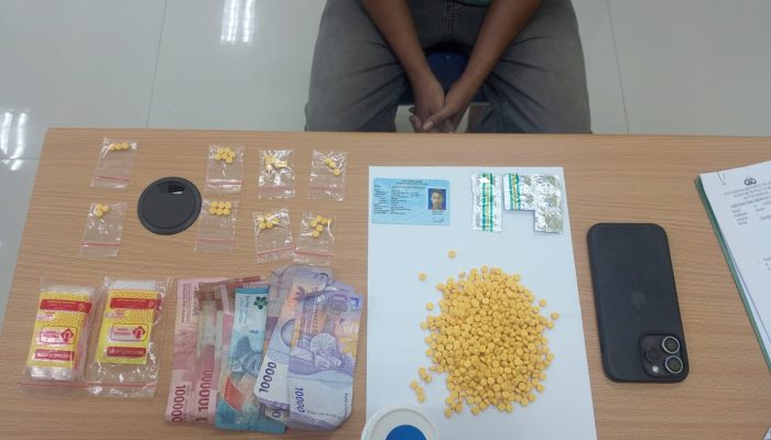 Polsek Babelan Ungkap Peredaran Obat Keras Tanpa Izin, Ratusan Butir Hexymer Diamankan