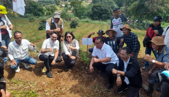 Menteri LH Serang Serakahnomics Korporasi: Rakyat Jangan Disingkirkan Atas Nama Modal dan Bank Tanah