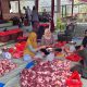 Yayasan Ar Ridho Berdikari Sejati Salurkan 500 Paket Daging Kurban untuk Warga Pacet Cianjur