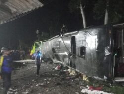 Diduga Rem Blong Jadi Penyebab Kecelakaan Maut Bus di Subang